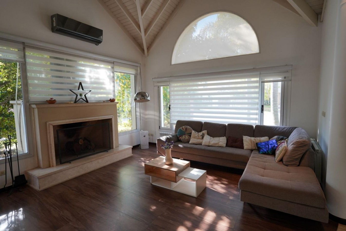 Chalet 5 ambientes - De Categoria