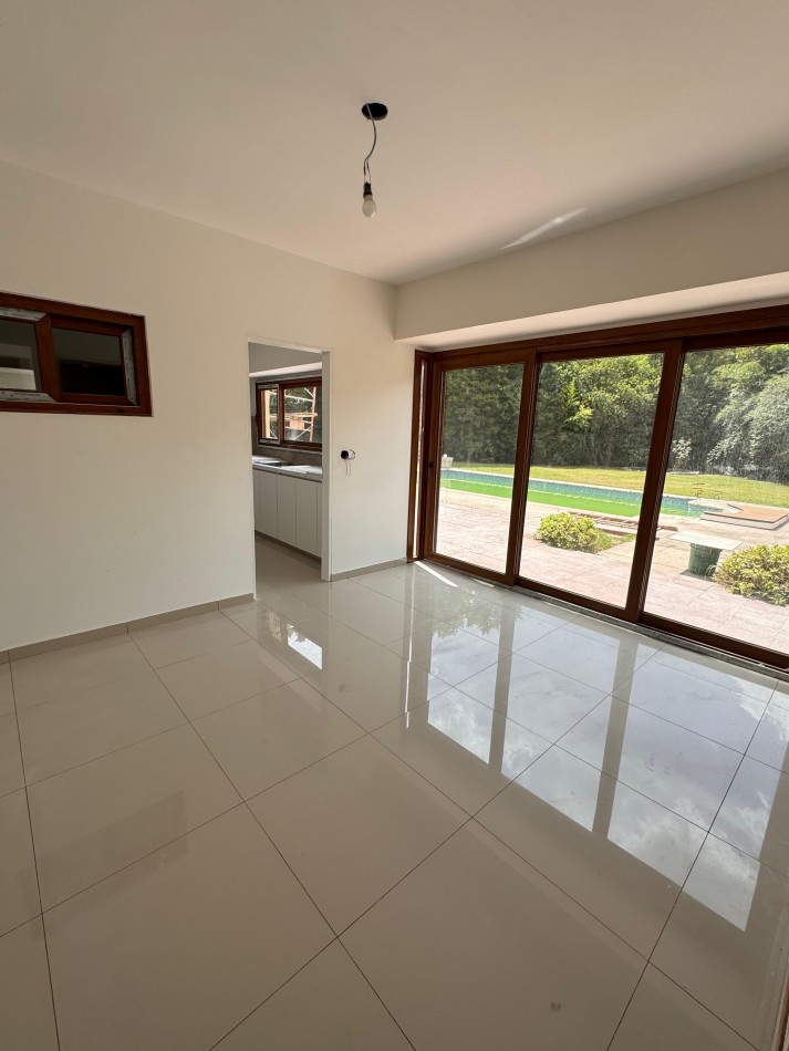 Country San Diego ! Chalet impecable  