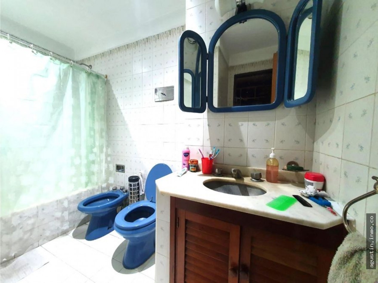 Besares 584 ‼ Chalet 5 ambientes... acepta Permutas 