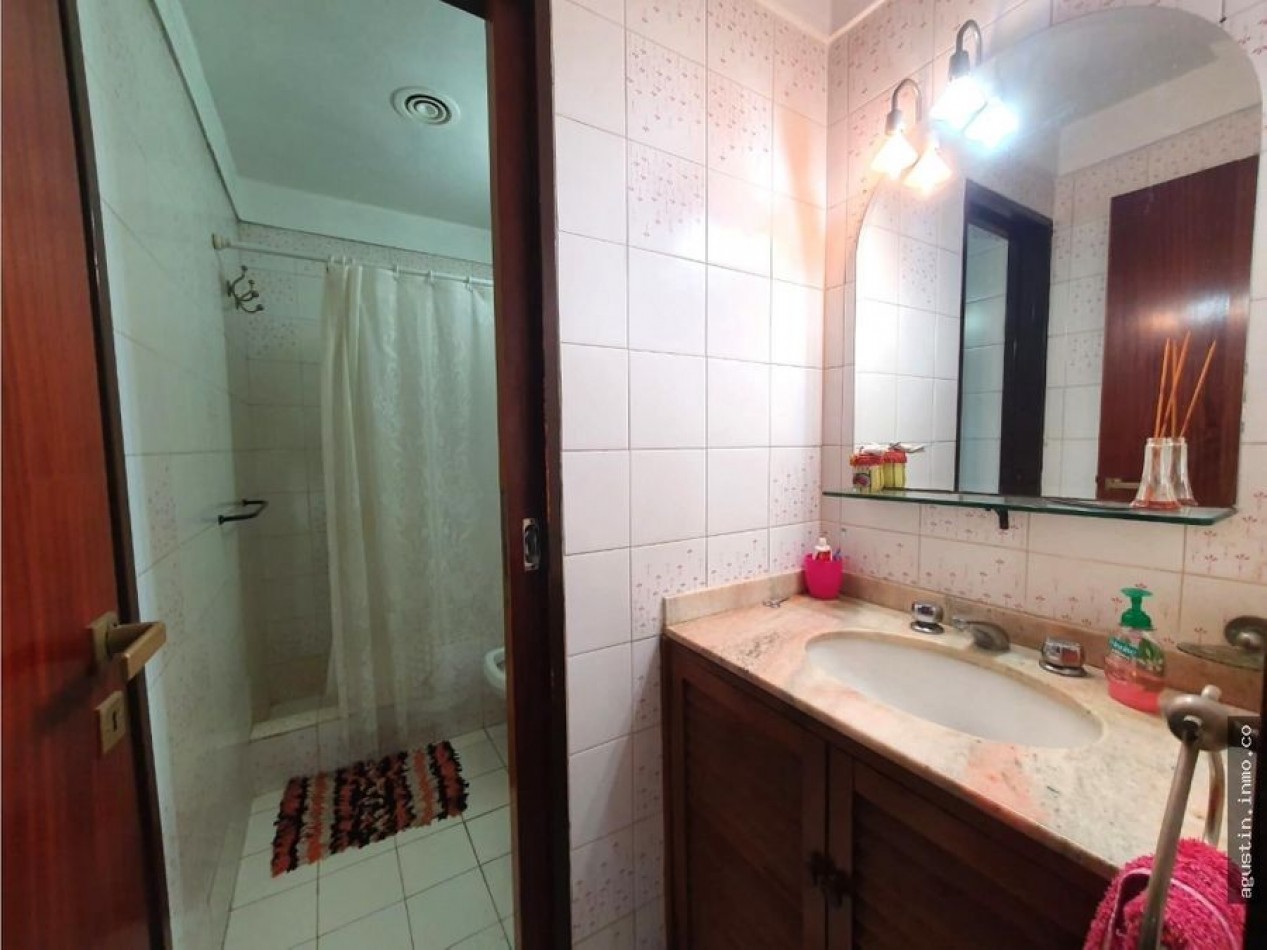 Besares 584 ‼ Chalet 5 ambientes... acepta Permutas 
