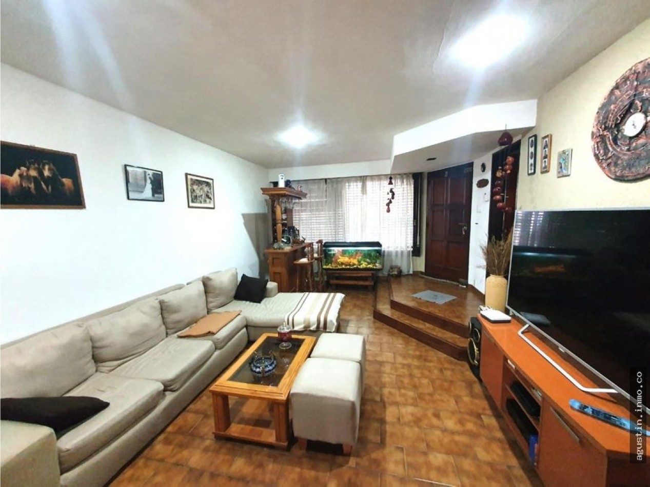 Besares 584 ‼ Chalet 5 ambientes... acepta Permutas 