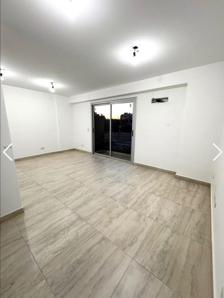 Departamento 2 ambientes con cochera