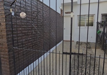 Casa en Ph 3 ambientes en Alquiler ! 
