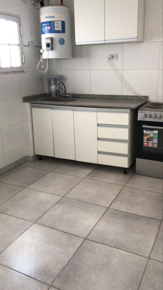 Departamento 2 ambientes con patio