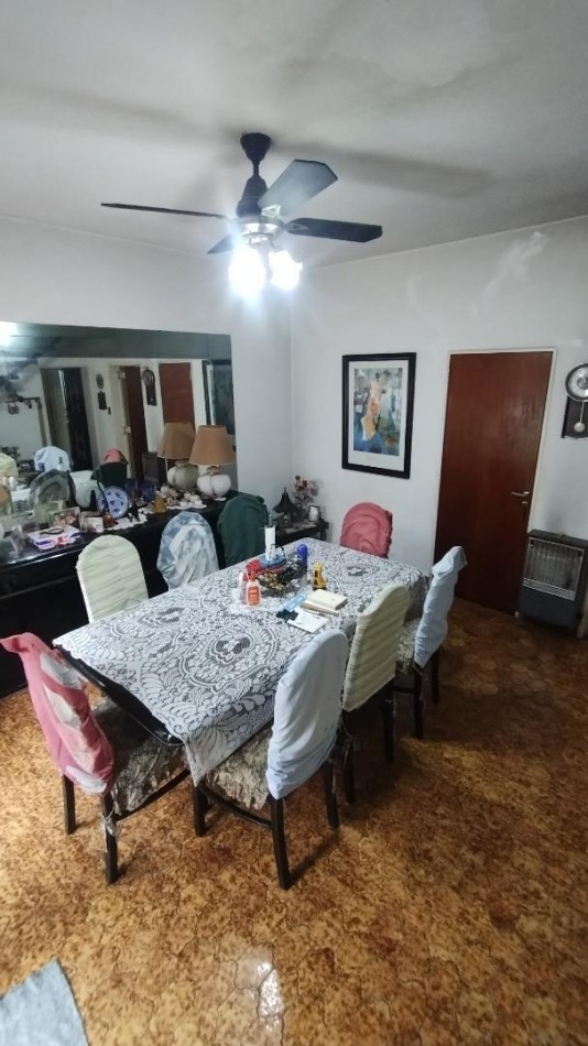 Chalet 6 ambientes ! Excelente unica