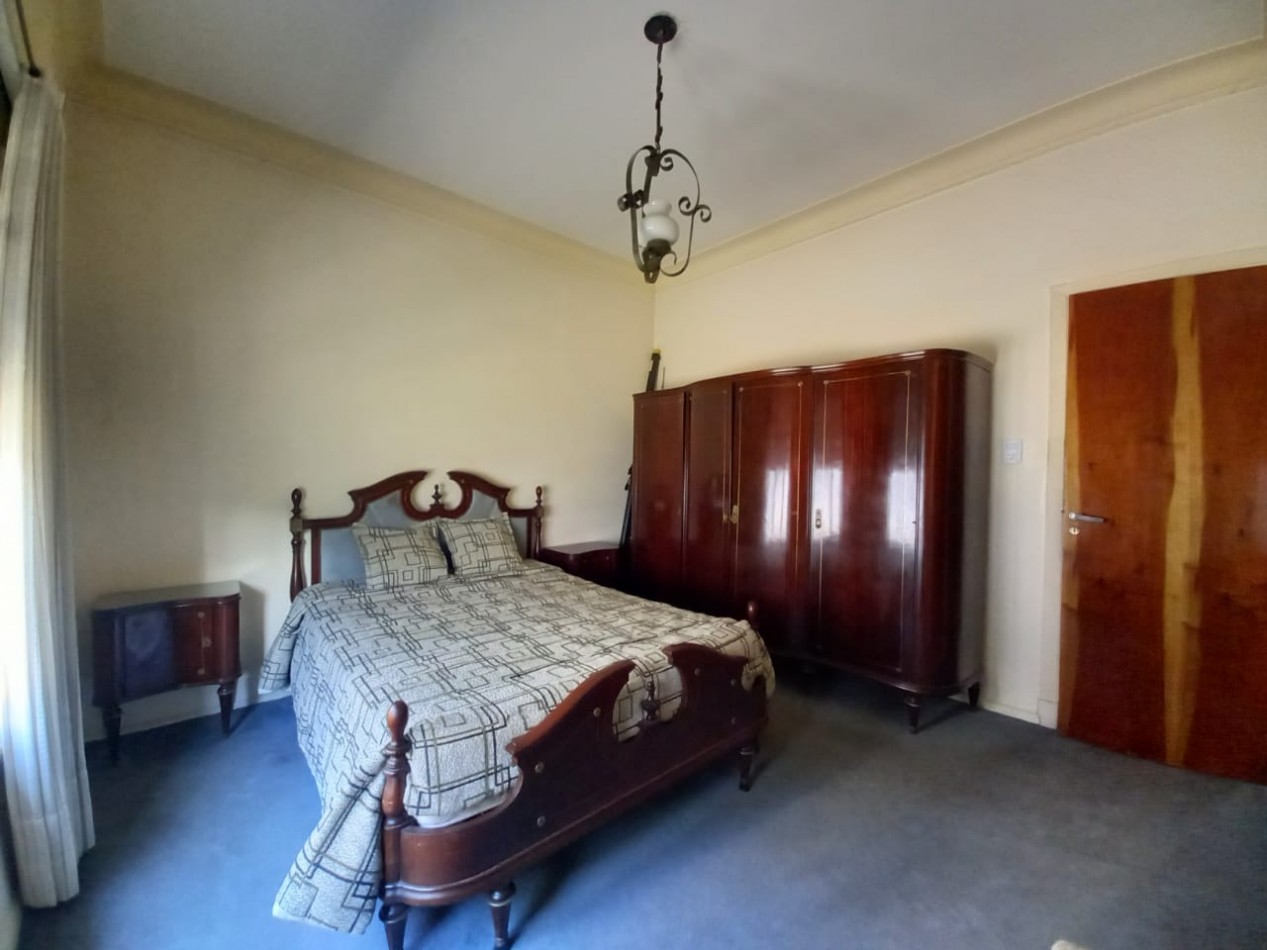 Chalet 5 ambientes ! Exclusiva ubicacion - Lote de 17.32 x 46