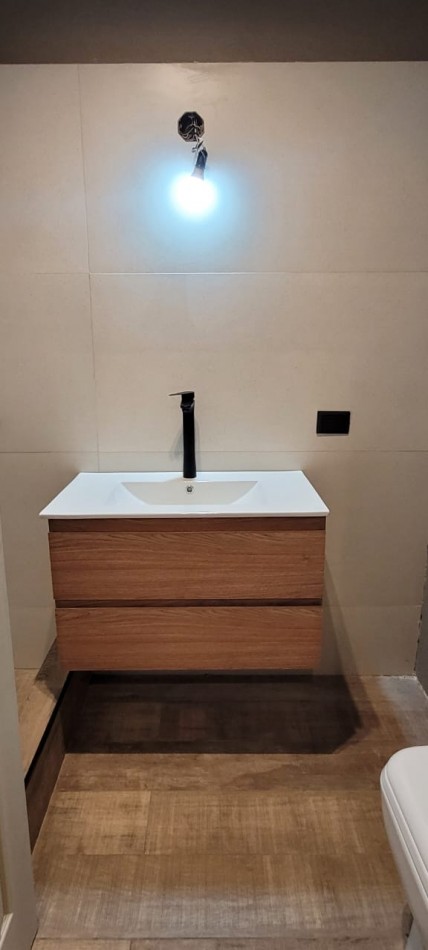 Casa 4 ambientes ! A nuevo ! Apta credito 