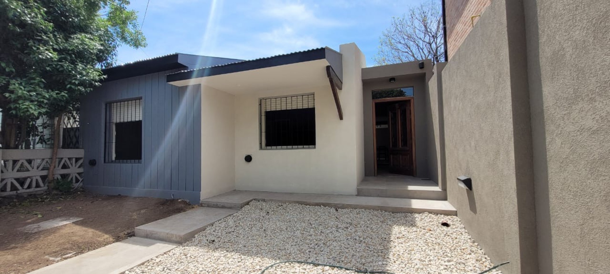 Casa 4 ambientes ! A nuevo ! Apta credito 