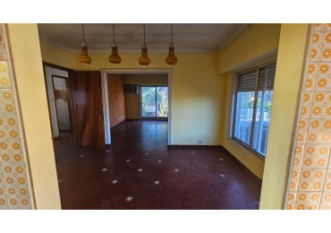 Salcedo 1740- Casa 3 ambientes en alquiler! 